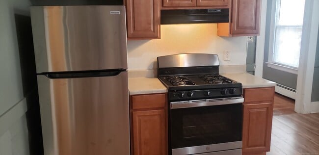 Foto del edificio - 379 Winthrop Ave