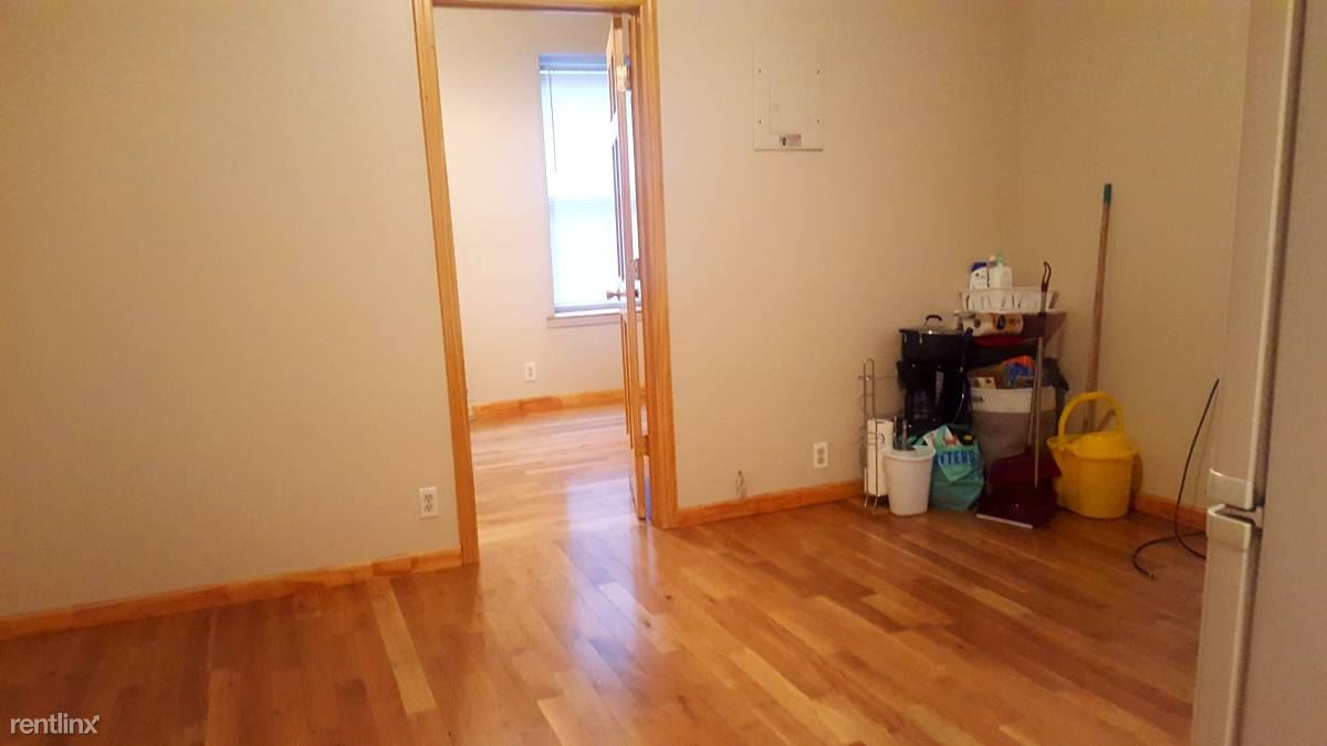 Foto del edificio - 3038 14th St
