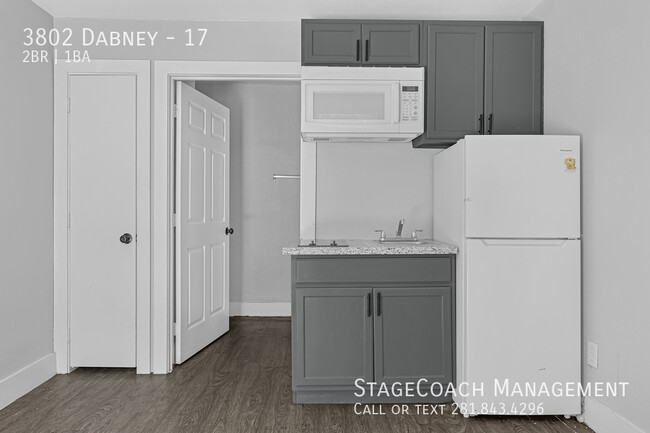 Foto del edificio - 3802 Dabney-17