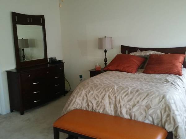 Foto del edificio - 893 Beacon Dr