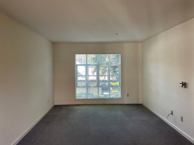 Building Photo - 1385 Shattuck Ave