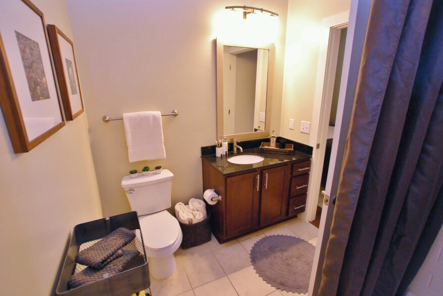 Bathroom Fixtures Nashville Tn pine street flats rentals - nashville, tn | apartments Bathroom Fixtures Nashville Tn pine street flats rentals - nashville, tn | apartments
