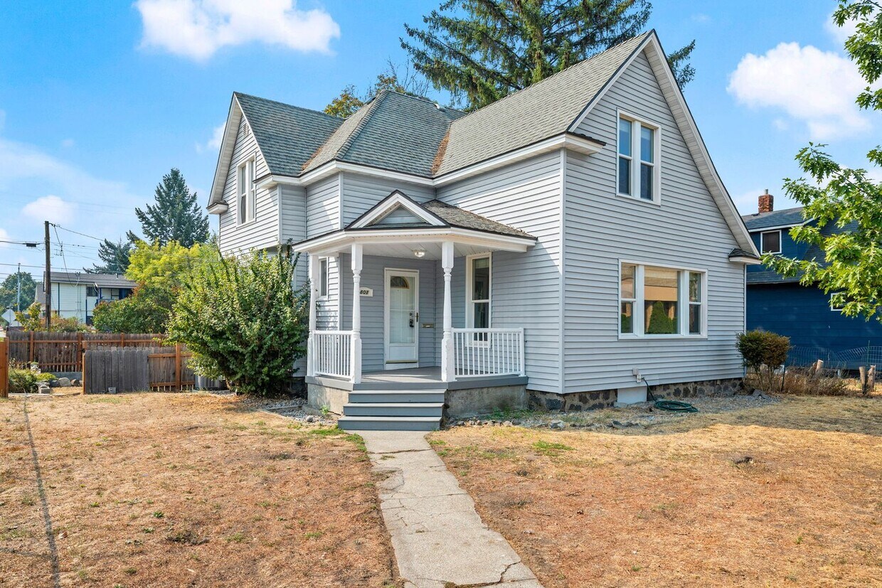Foto principal - Charming 3 Bed 2 Bath Emerson Garfield Rem...