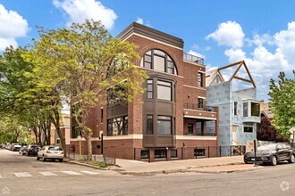 Building Photo - 1757 W Le Moyne St