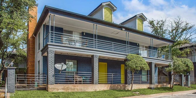Building Photo - 1 br, 1 bath Apartment - Xander Apartments A2