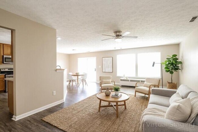 Foto del edificio - 2733 Dawnlake Dr