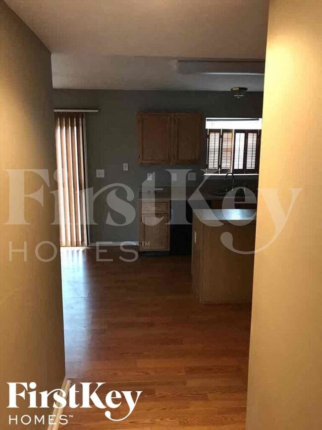 Foto del edificio - 3614 Rock Maple Dr