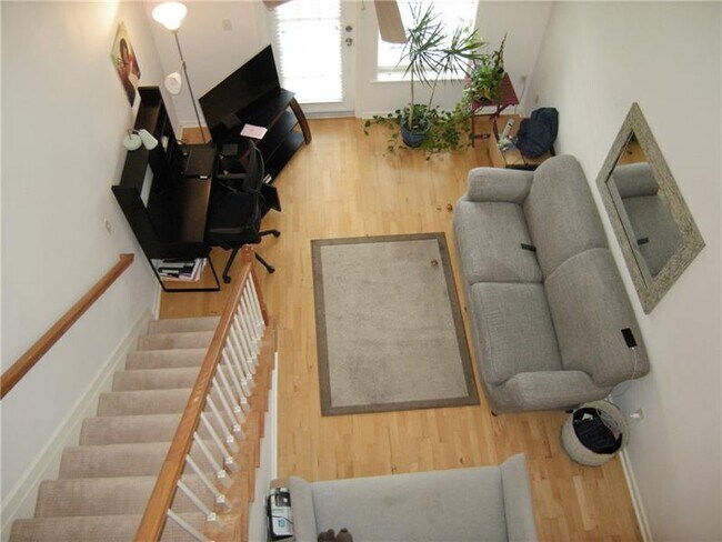 Foto del edificio - 1411 Westchester Ln NE