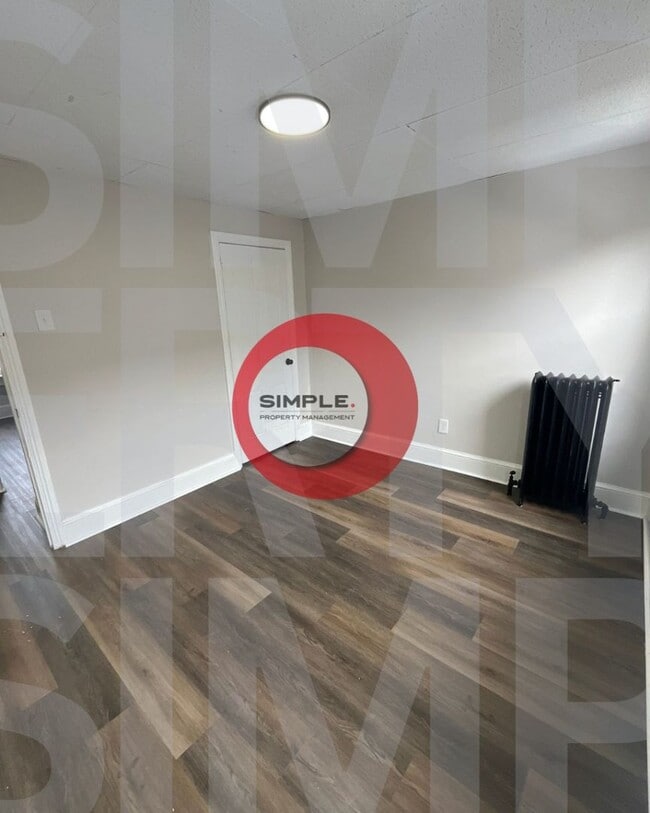Foto del edificio - Three Bedroom Townhome