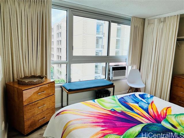 Building Photo - 2421 Tusitala St