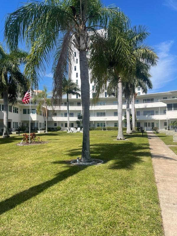 Foto principal - 499 1st St S