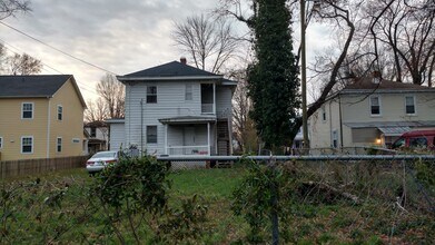 Building Photo - 3422 Maryland Ave