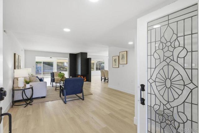 Foto del edificio - 12209 Casero Pl