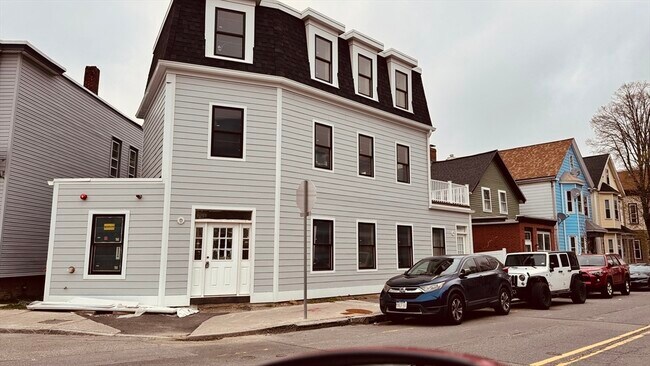 Foto del edificio - 804-806 Saratoga St