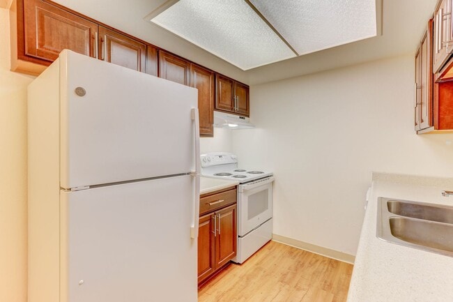 Interior Photo - Heritage Apartments