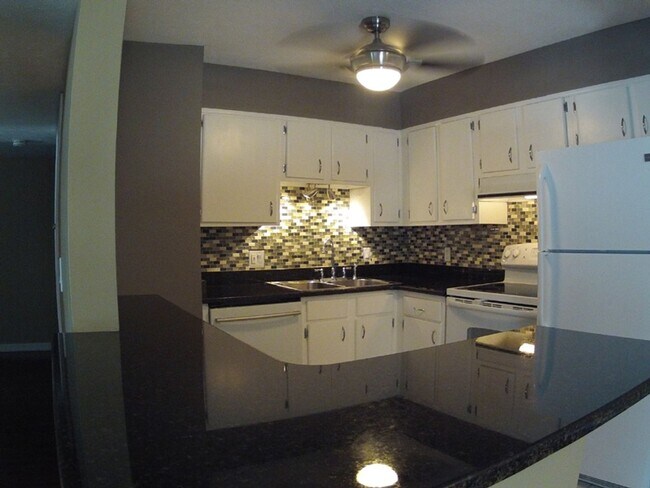 Foto del edificio - Beautiful 2 Bedroom Prospect Condo