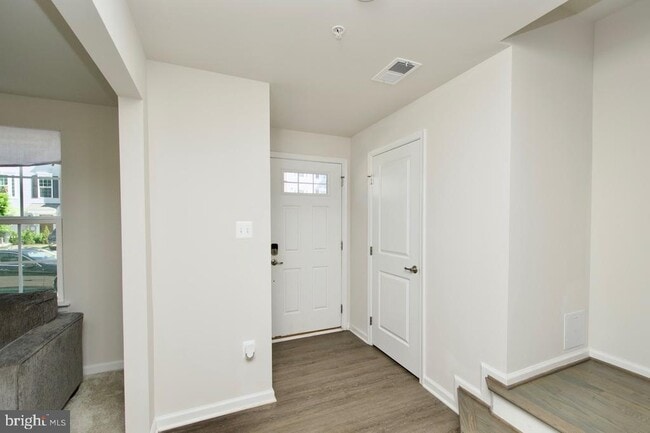 Building Photo - 74 Caswell Dr