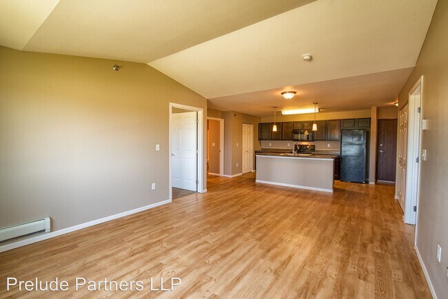 Building Photo - 2 br, 2 bath Apartment - 5000 Curran Court