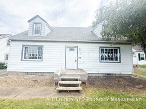 Building Photo - 1569 W Market St