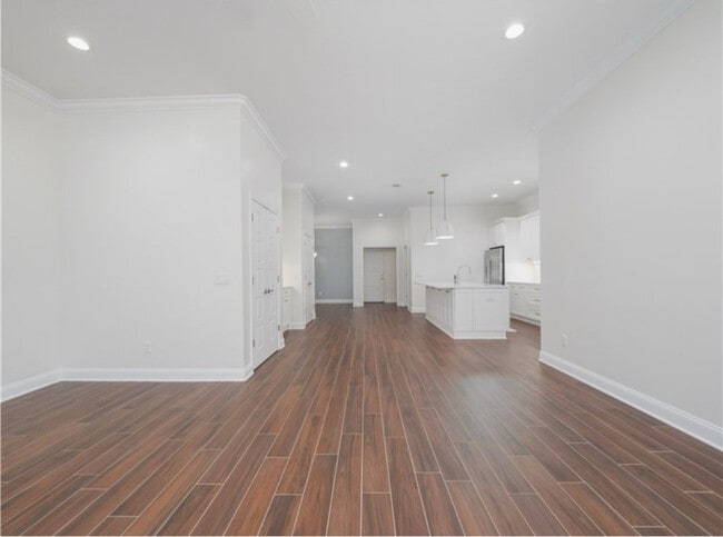 Building Photo - 206 Placid Rd