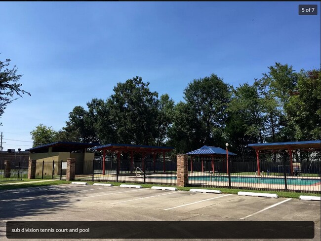 Building Photo - 114 Kincaid Ct