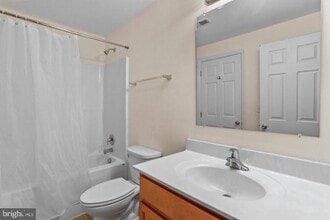 Building Photo - 1125 Ewell St