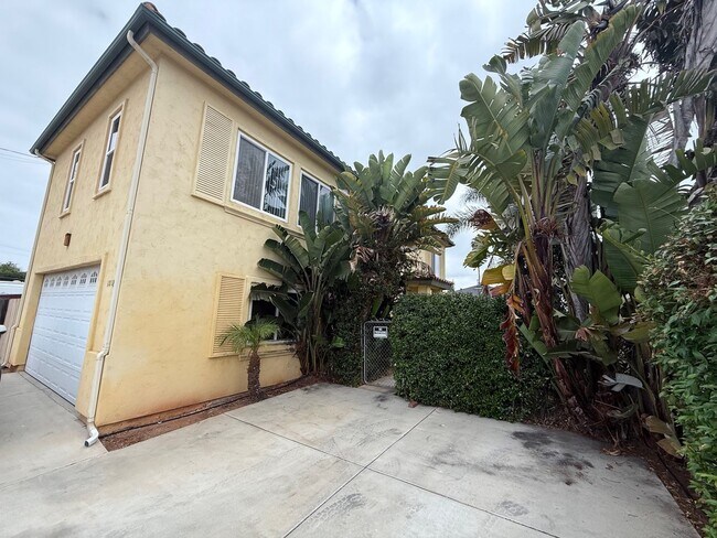 Building Photo - 3BR / 2.5BATH Imperial Beach Home | Private Yard & Attached 2-Car Garage