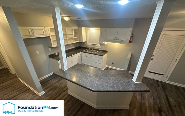 Foto del edificio - 5358 Abbeycrest Dr