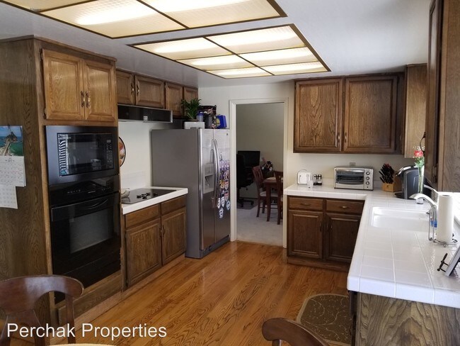 Building Photo - 308 Andora Ln