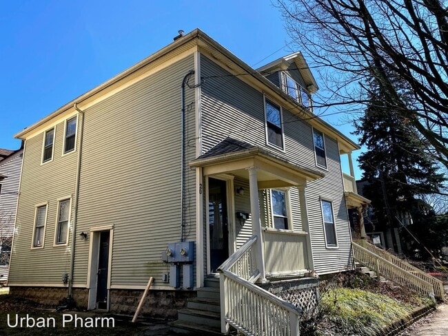 Building Photo - 20-22 Packard Ave SE