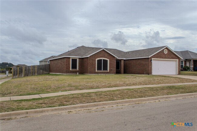 Foto del edificio - 5500 Leather Dr