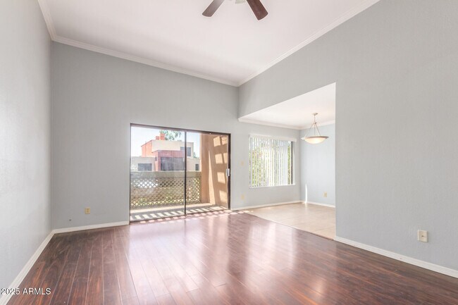 Foto del edificio - 3600 Hayden Rd