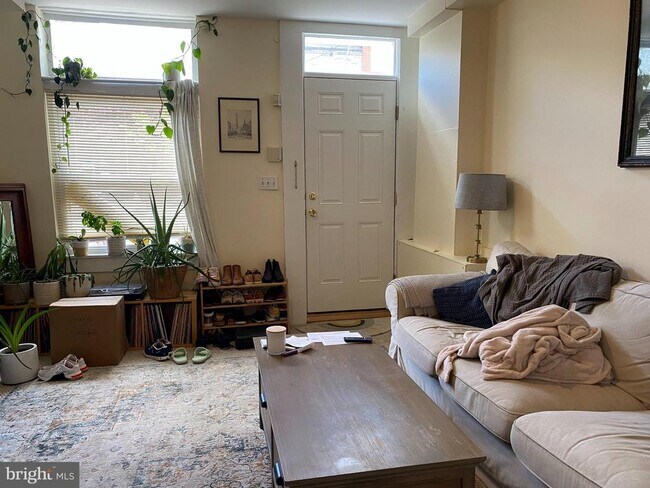 Foto del edificio - 229 S Ann St