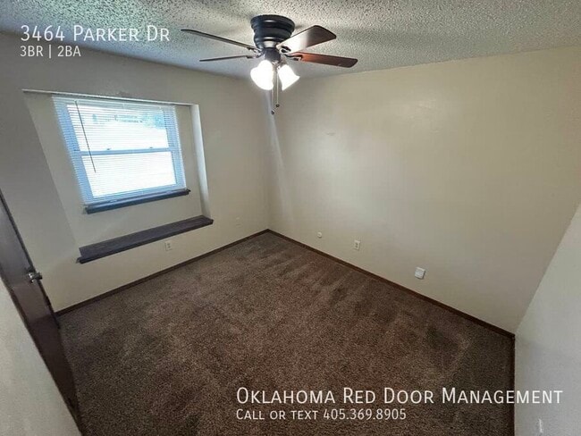 Building Photo - 3464 Parker Dr