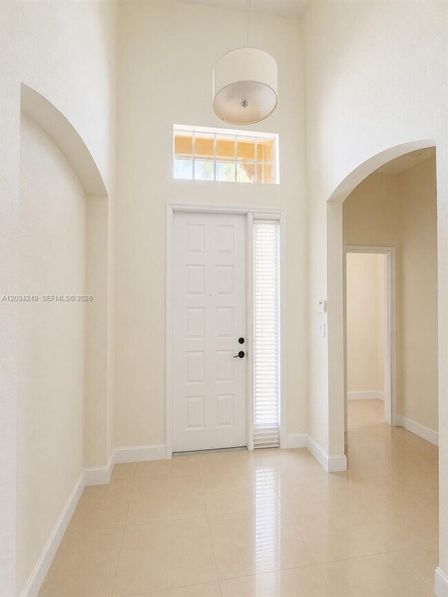 Building Photo - 4463 Rainbow Ave
