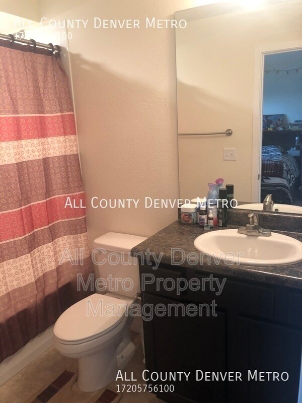 Foto del edificio - 12854 Jasmine St