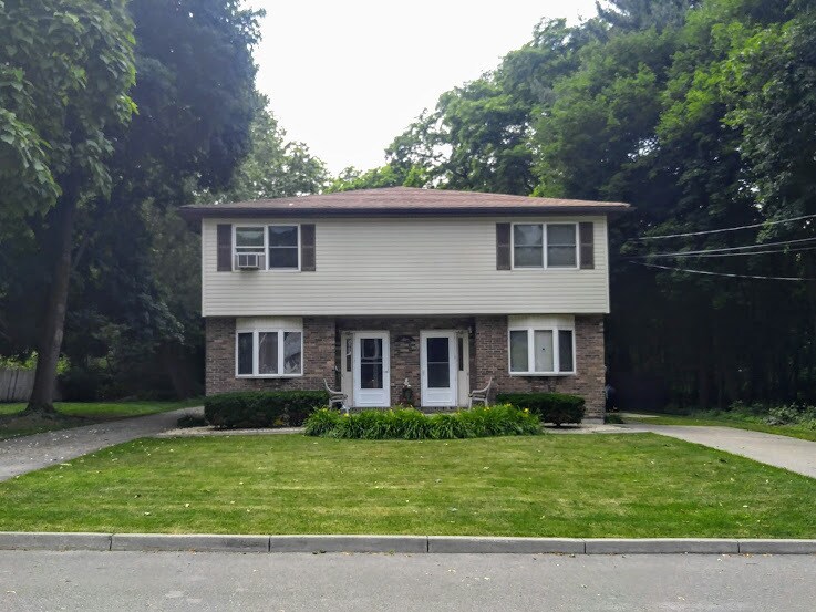 18 Pierce St, Binghamton, NY 13903 Townhome Rentals in Binghamton NY