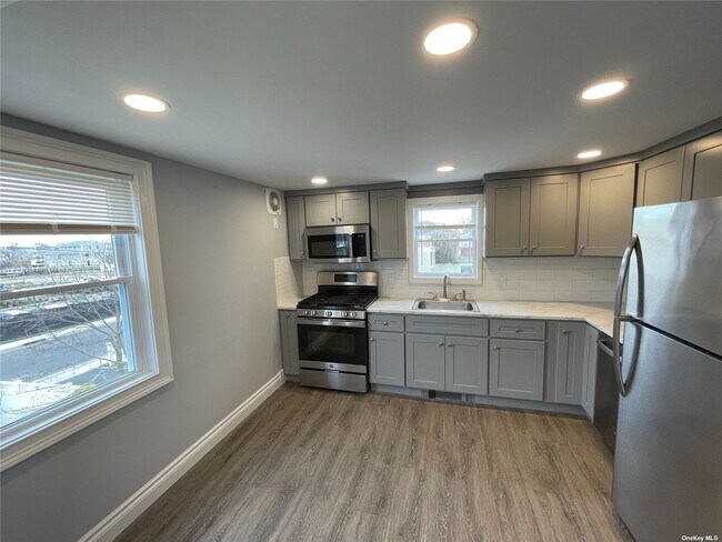 Foto del edificio - 3266 Brower Ave
