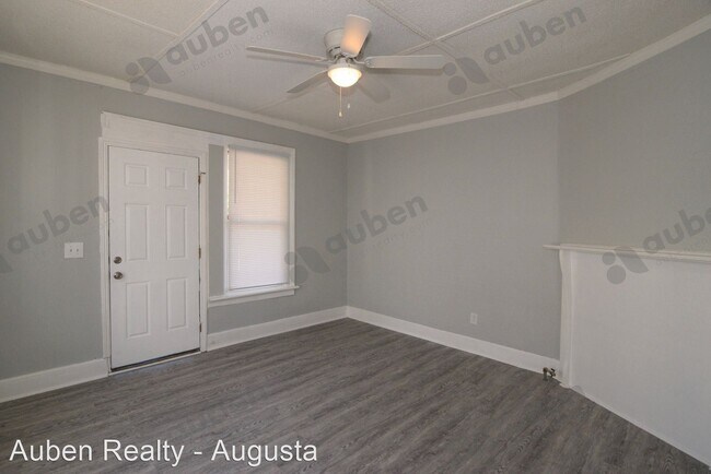 Foto del edificio - 1 br, 1 bath House - 1938 1/2 Starnes Street