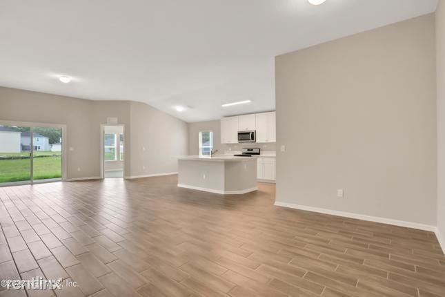 Building Photo - 4 br, 2 bath House - 12581 i Creekside Man...