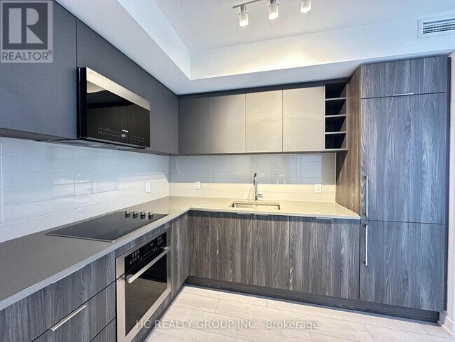 Photo du bâtiment - 2033 Kennedy Rd