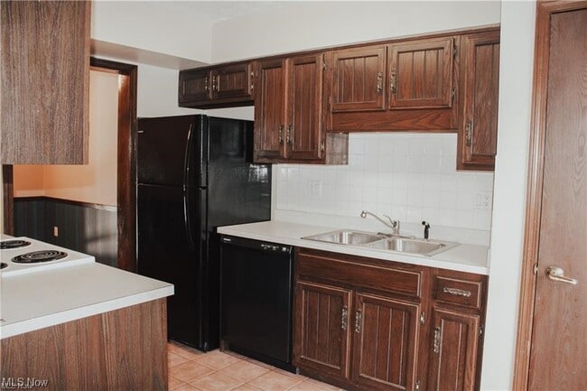 Building Photo - 3497 Villa-Casa Ct