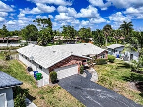 Building Photo - 1329 NW 84th Dr