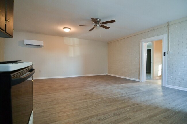 Building Photo - 4914 Fort Ave