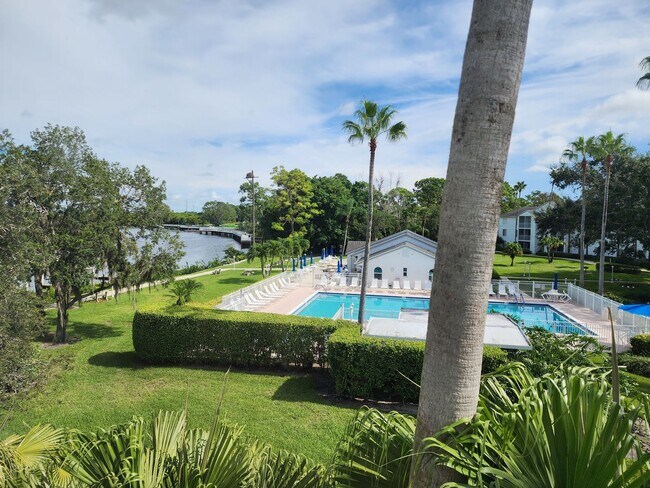 Foto del edificio - 2 BR 2 BA furnished condo in the the Ancho...