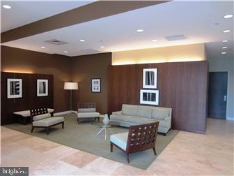 Foto del edificio - 530 Harlan Blvd