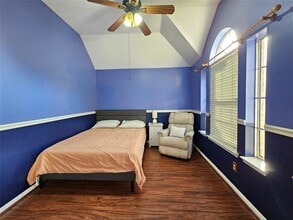Building Photo - 8807 Vista Springs Dr