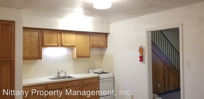 Foto del edificio - 2 br, 1 bath Apartment - 1006-5 Golfview Ave.