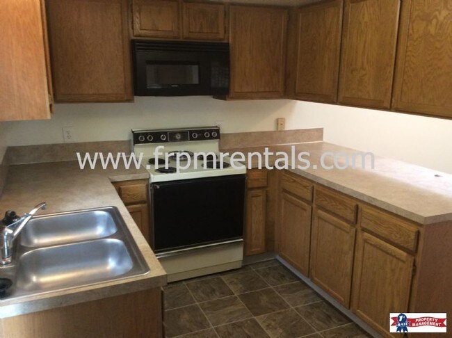 Foto del edificio - 1486 N Hartman St