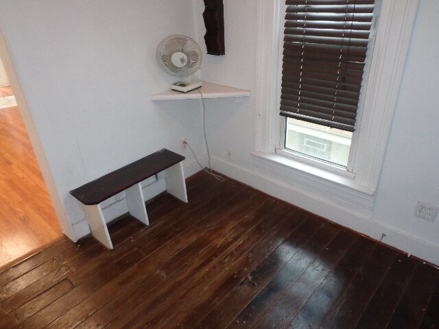 Fotografía del edificio - 72 McMillen Ave